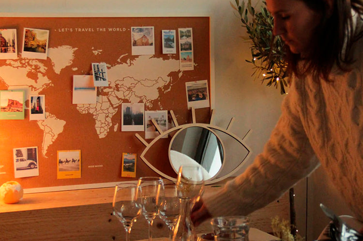 mapa de corcho del mundo para decorar tus paredes